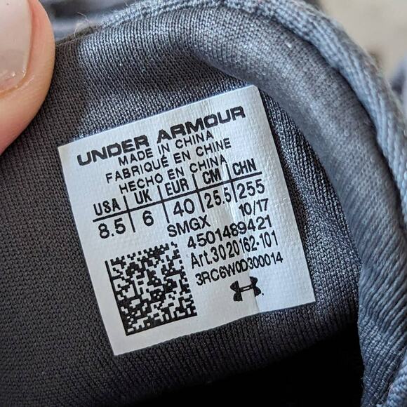 Under Armour Charged Pivot Gray Canvas Mid Top Sneaker size 8.5 - Picture 8 of 8